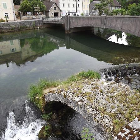 Gite La Petite Ecluse En Bord De Loue Lods Экстерьер фото